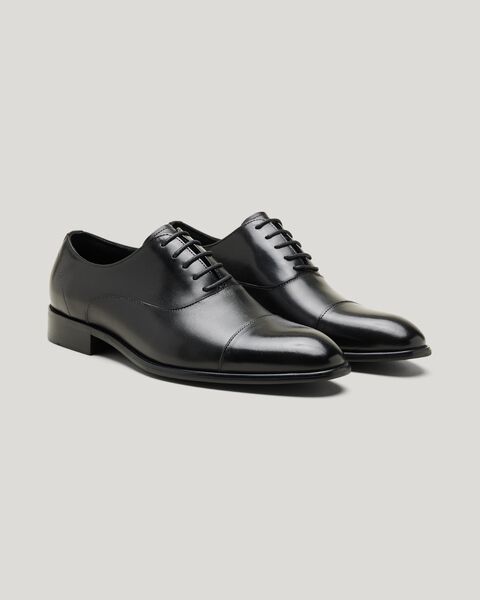 Leather Oxford Dress Shoe With Closed Lacing, Black, hi-res